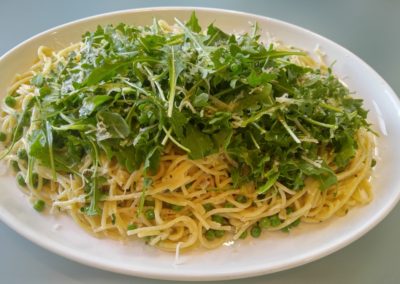 Spaghetti peas and arugula